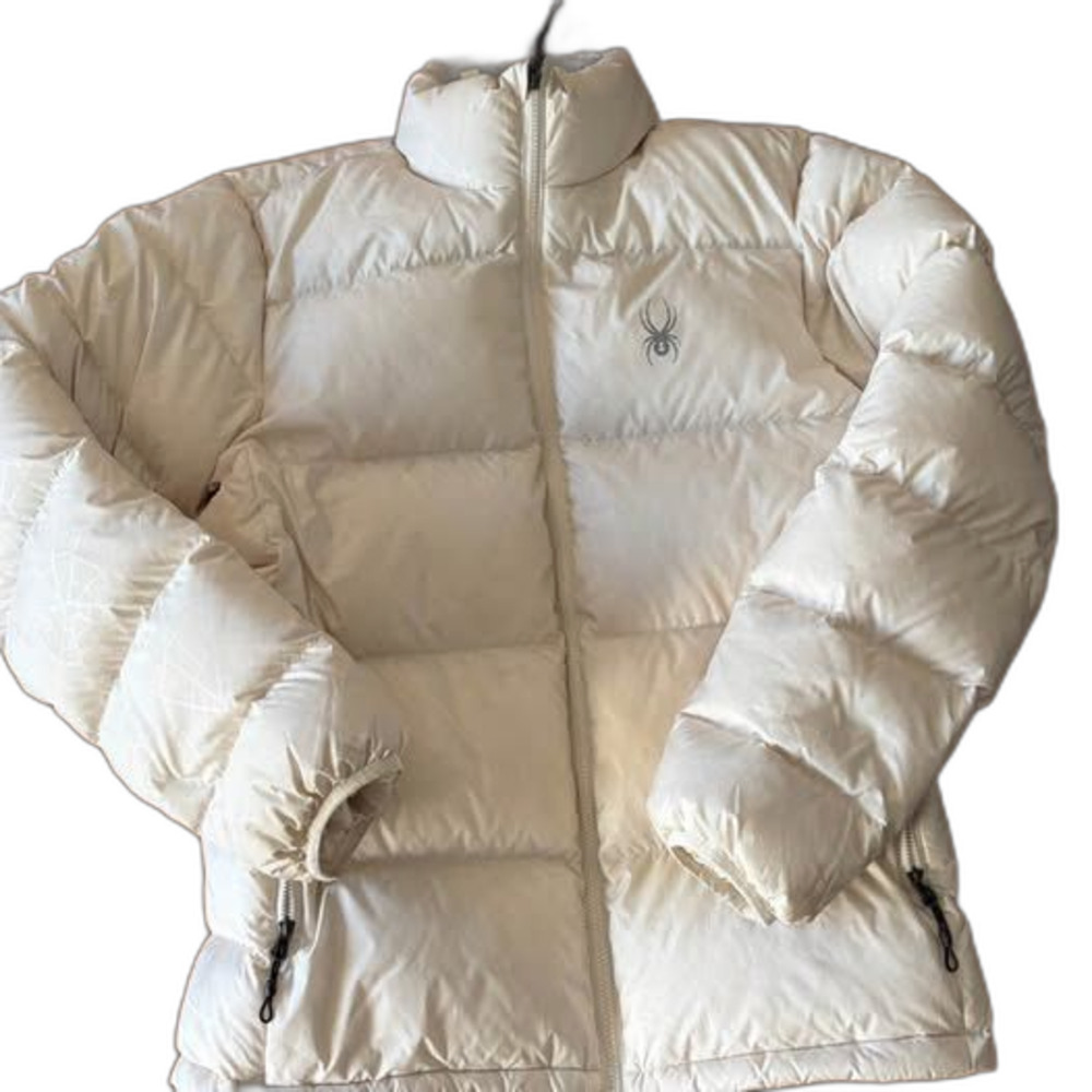 White Spyder puffy Jacket Coat size Medium